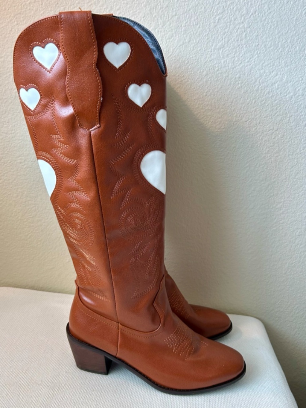 Cowboy Boot Tall Brown White Hearts Inlay Pull Strap Wide Calf Heel 1.5" 38/7.5 - Picture 10 of 14